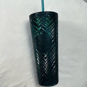 NEW Starbucks Holiday 2021 Winter Green Jeweled Cold Tumbler Cup Venti (24 oz.)